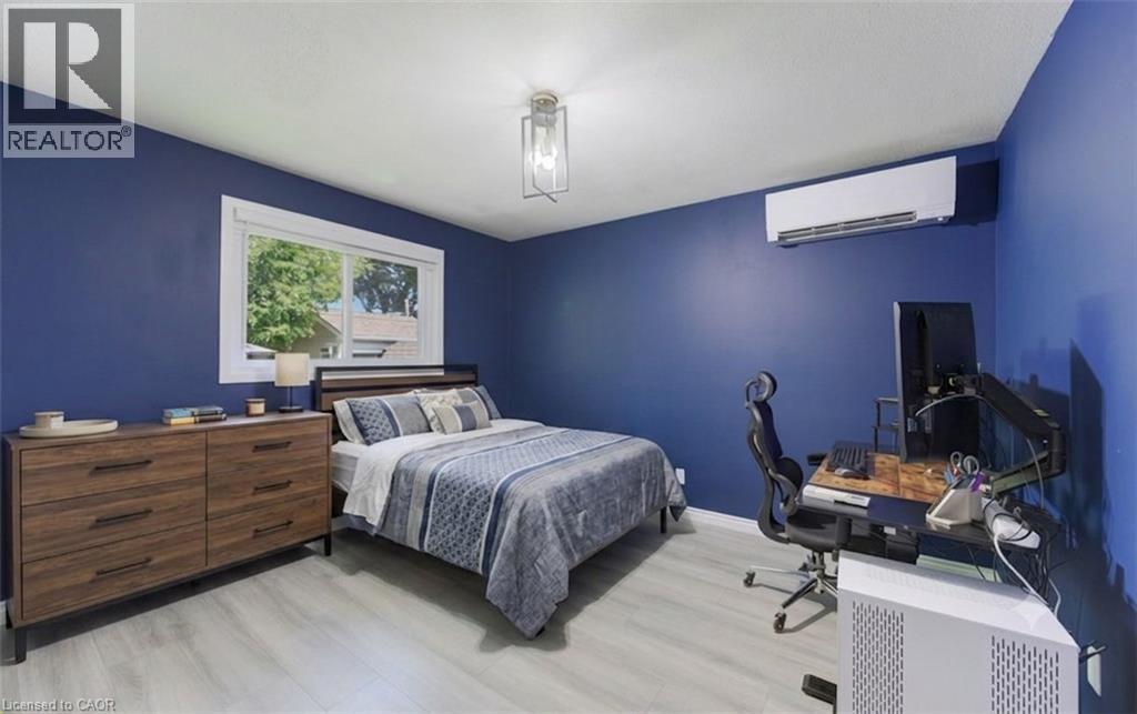 136 Dunsmere Drive, Kitchener, Ontario  N2E 1V7 - Photo 9 - 40861323