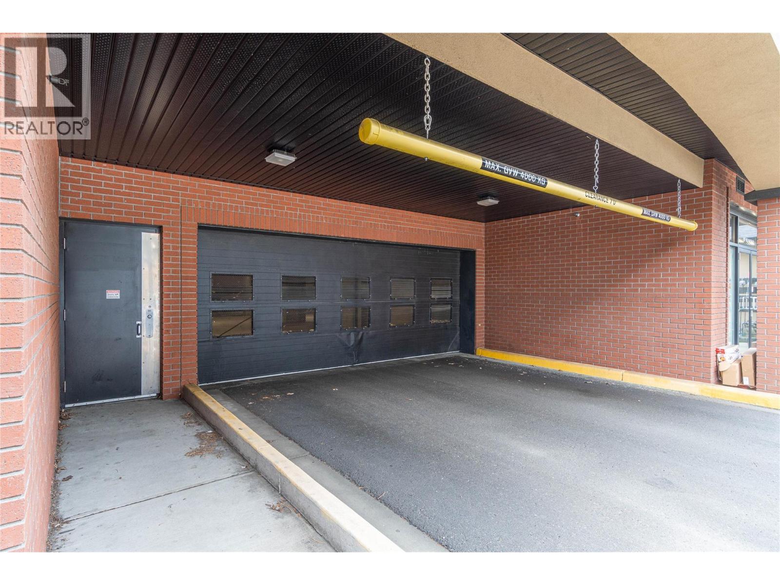 765 Mcgill Road Unit# 106, Kamloops, British Columbia  V2C 0B7 - Photo 3 - 10393435