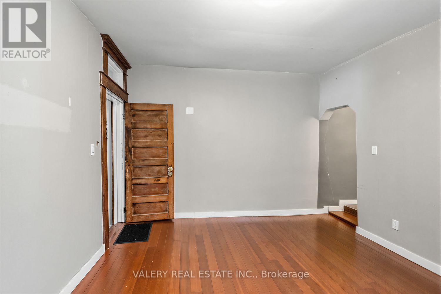 472 Crawford Street, Toronto, Ontario  M6G 3J8 - Photo 20 - C13756772