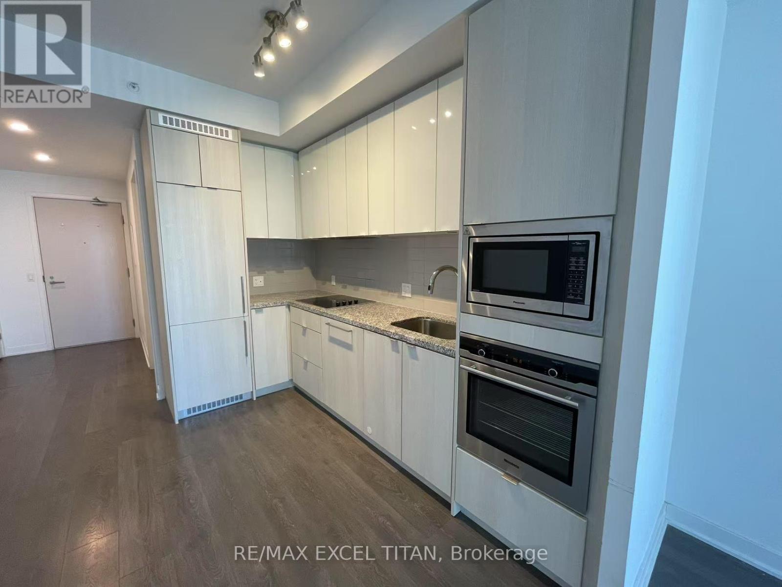 3809 - 115 Blue Jays Way, Toronto, Ontario  M5V 0N4 - Photo 2 - C13756776