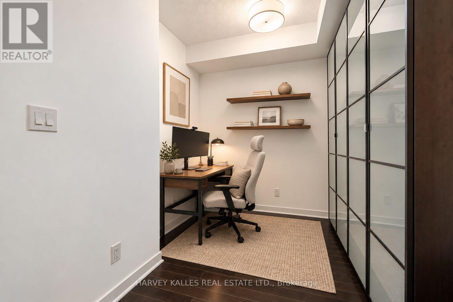 4208 - 295 Adelaide Street W, Toronto, Ontario  M5V 0L4 - Photo 13 - C13756830