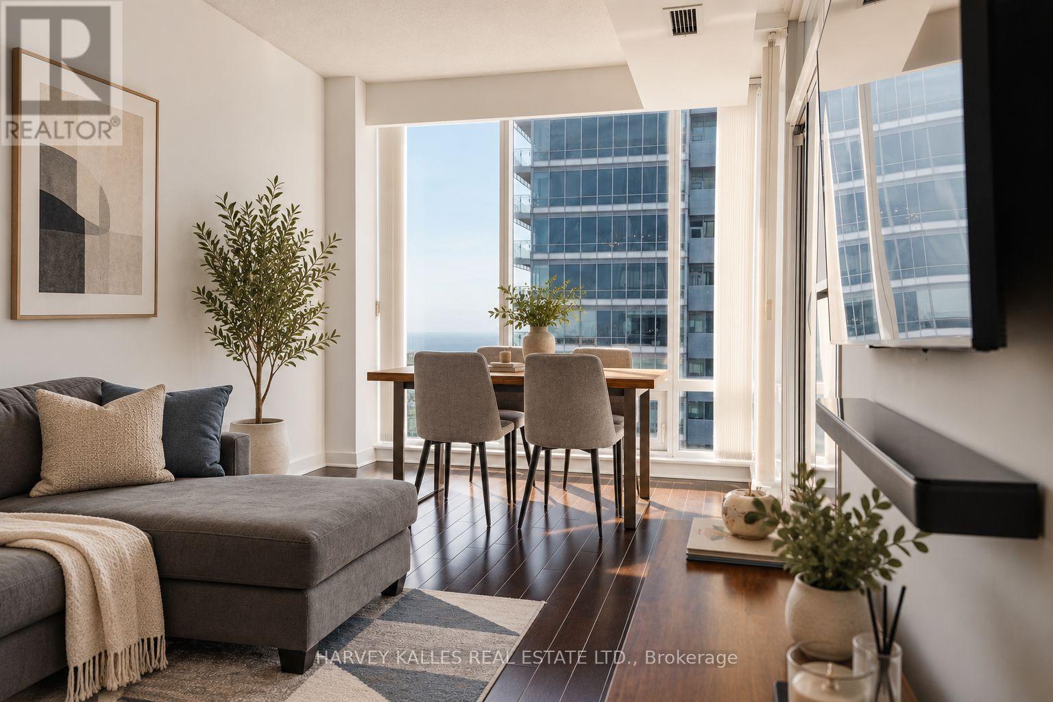 4208 - 295 Adelaide Street W, Toronto, Ontario  M5V 0L4 - Photo 4 - C13756830