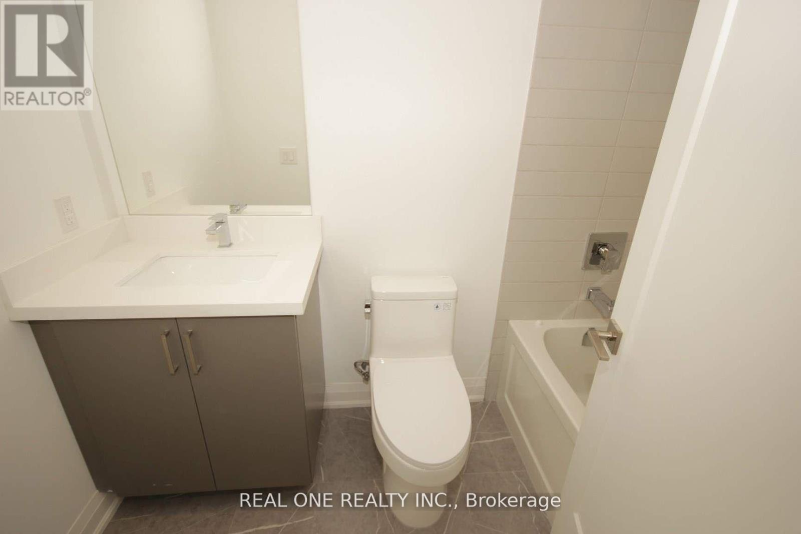 4 - 35 Dervock Crescent, Toronto, Ontario  M2K 0G7 - Photo 13 - C13756850