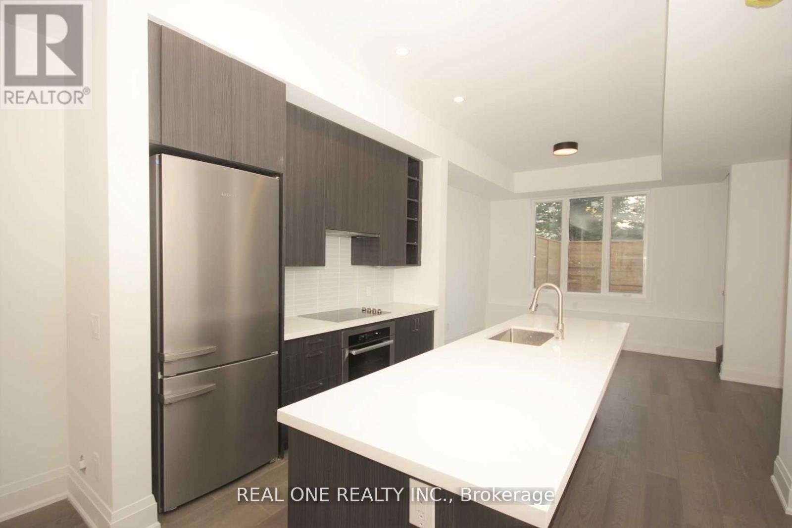 4 - 35 Dervock Crescent, Toronto, Ontario  M2K 0G7 - Photo 2 - C13756850