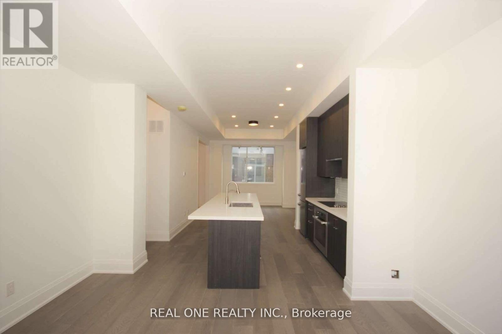4 - 35 Dervock Crescent, Toronto, Ontario  M2K 0G7 - Photo 3 - C13756850