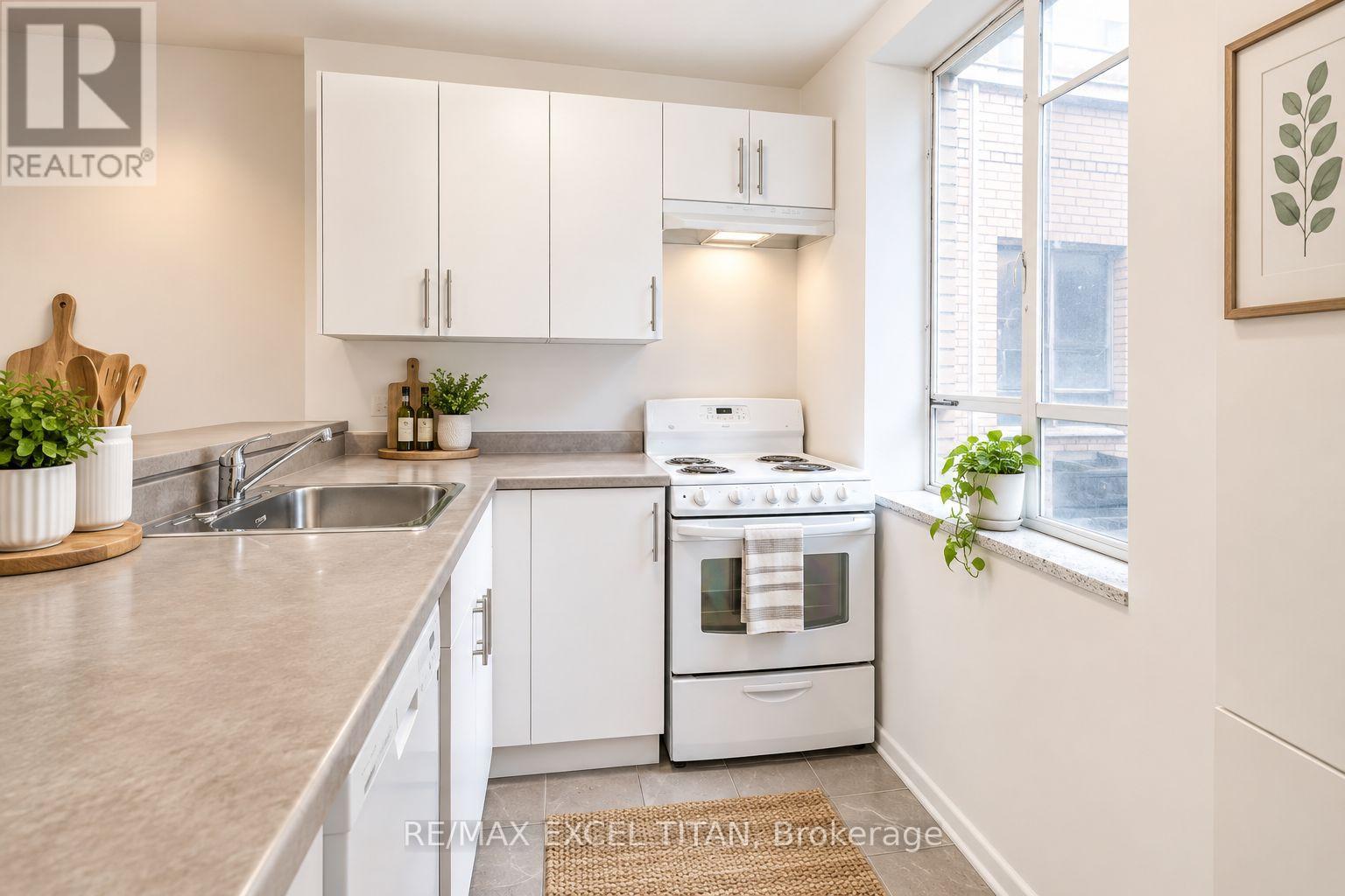 111 - 77 Erskine Avenue, Toronto, Ontario  M4P 1Y5 - Photo 5 - C13756870