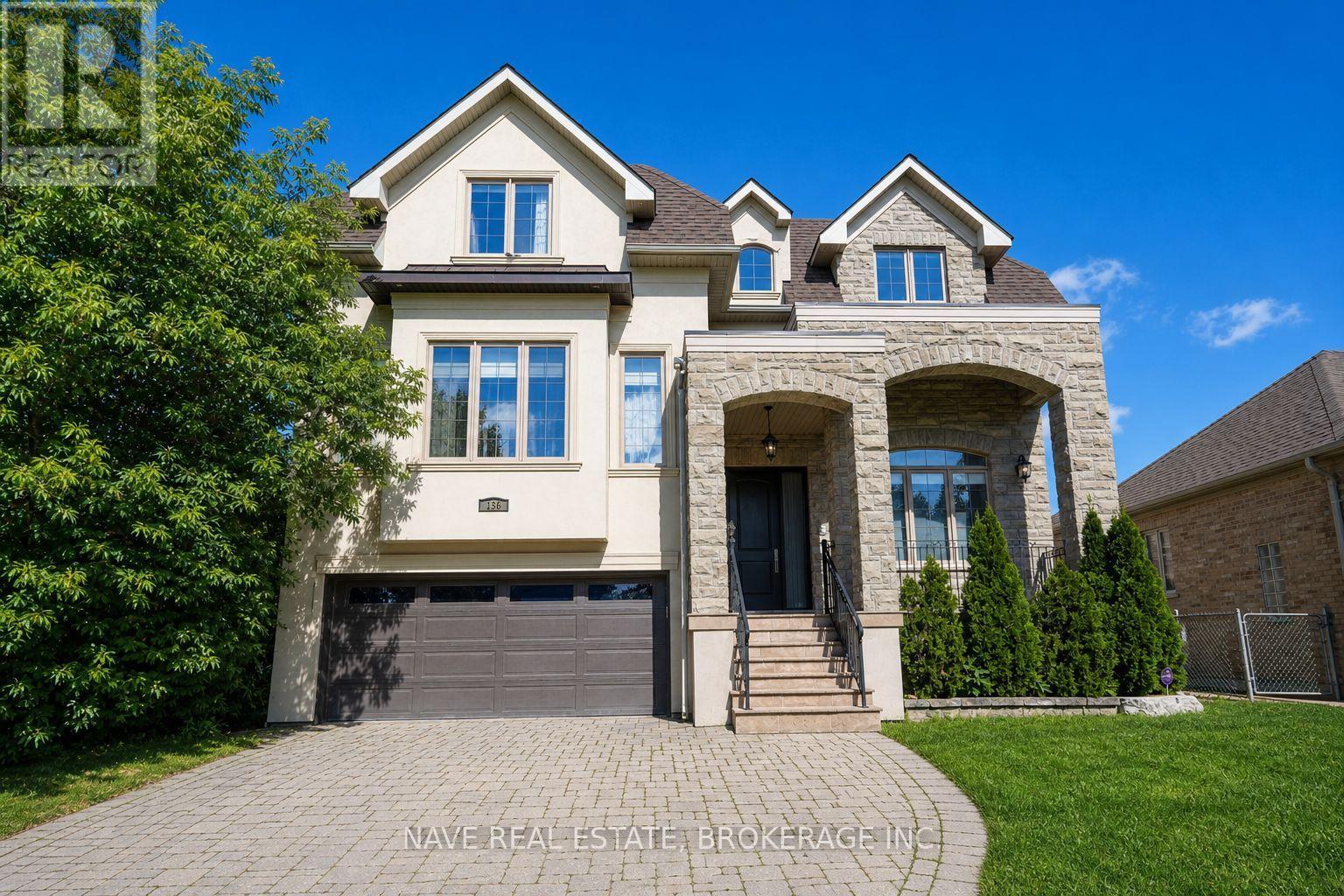 136 HOMEWOOD AVENUE, Toronto, Ontario