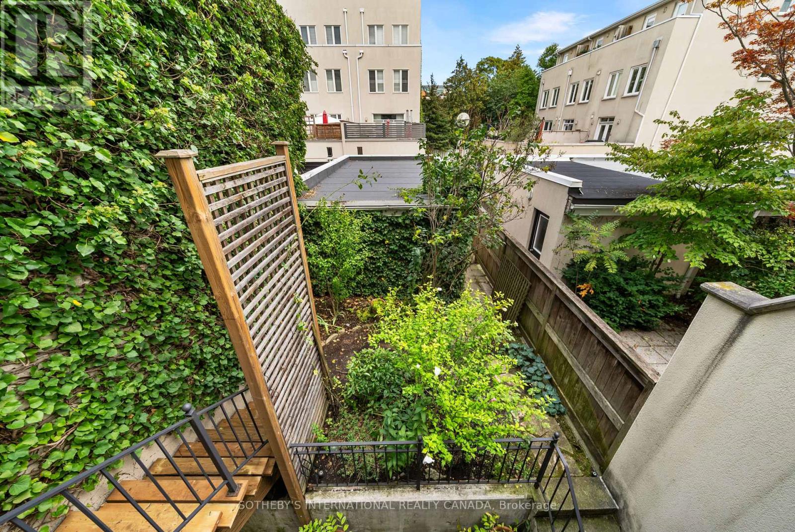 213 Walmer Road, Toronto, Ontario  M5R 3P7 - Photo 7 - C13756922