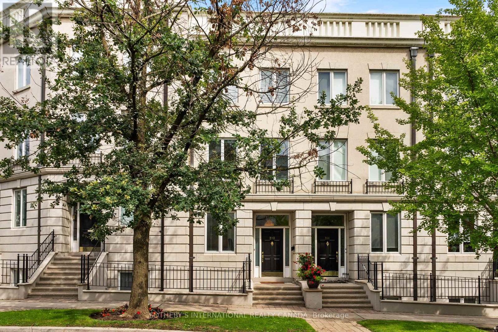 213 Walmer Road, Toronto, Ontario  M5R 3P7 - Photo 8 - C13756922