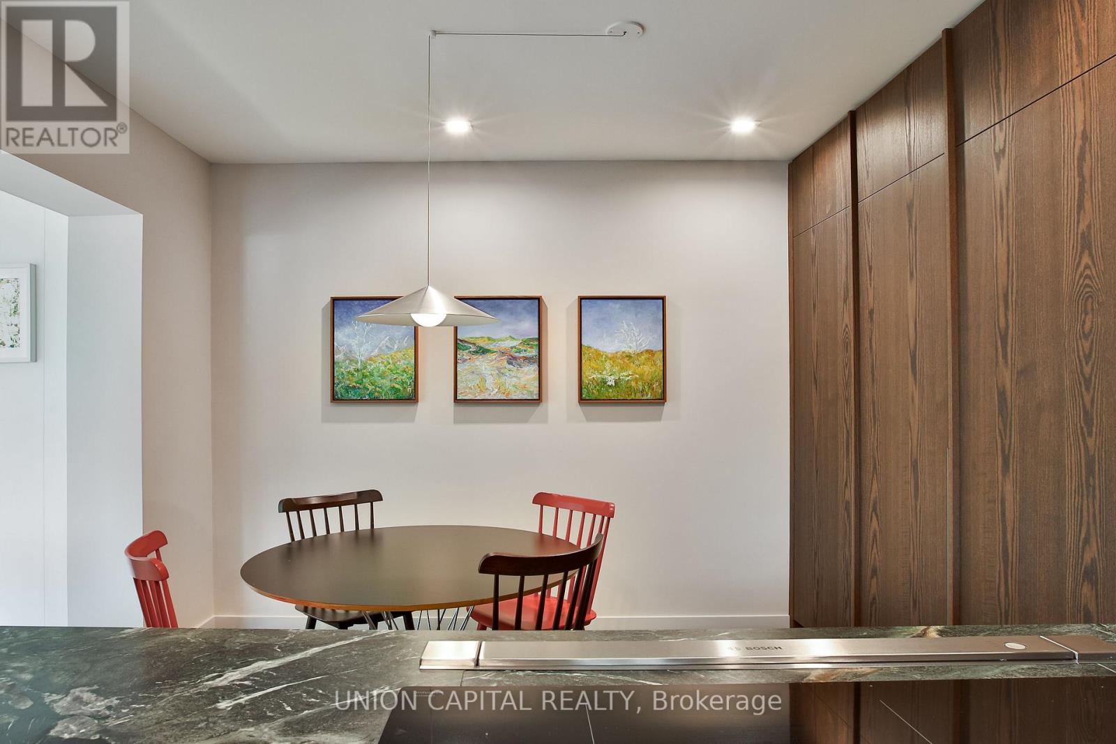 81 Thursfield Crescent, Toronto, Ontario  M4G 2N4 - Photo 8 - C13756930
