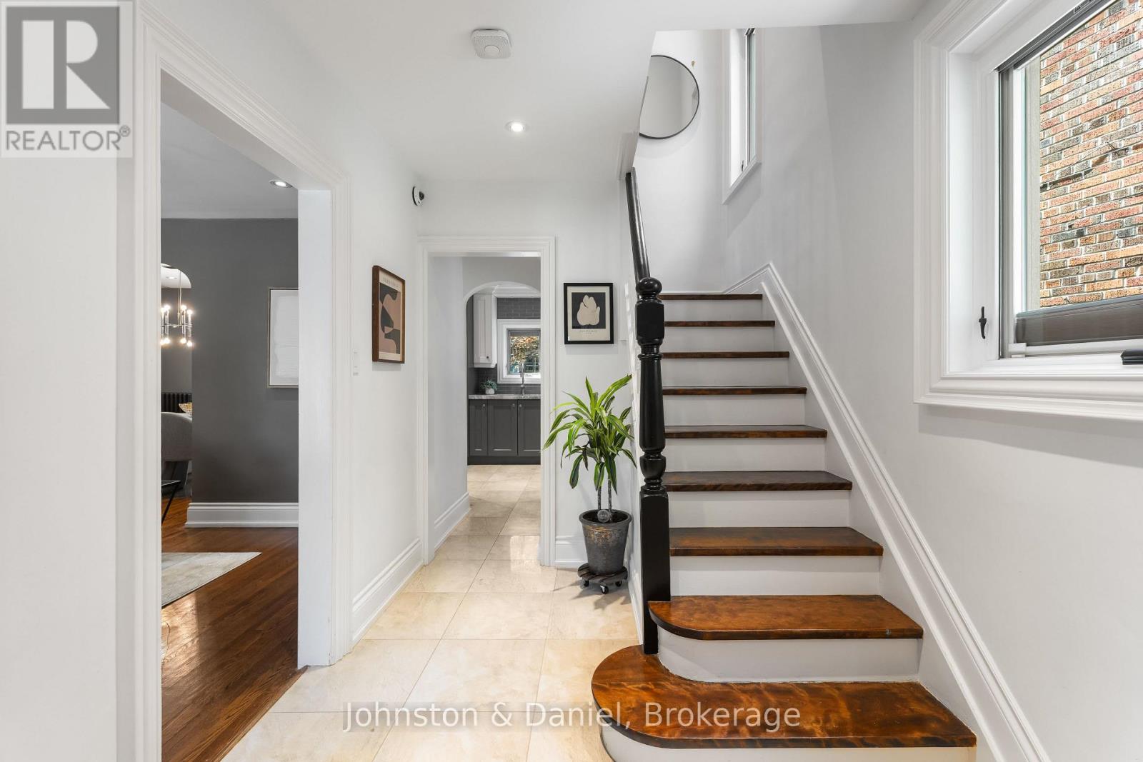 77 Lawrence Crescent, Toronto, Ontario  M4N 1N3 - Photo 10 - C13756994