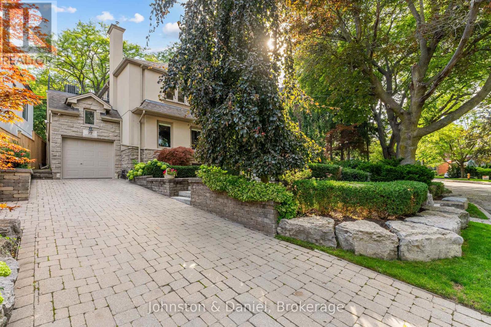 77 Lawrence Crescent, Toronto, Ontario  M4N 1N3 - Photo 2 - C13756994