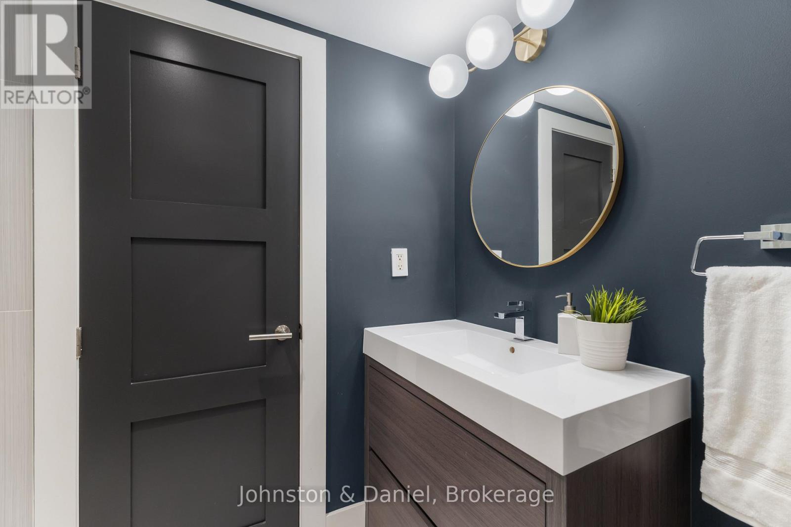 77 Lawrence Crescent, Toronto, Ontario  M4N 1N3 - Photo 36 - C13756994