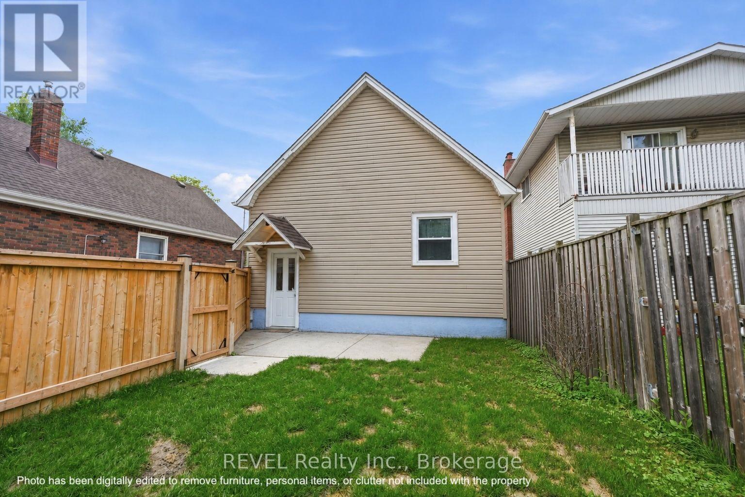 19 Leeper Street, St. Catharines, Ontario  L2S 2M9 - Photo 21 - X13569428