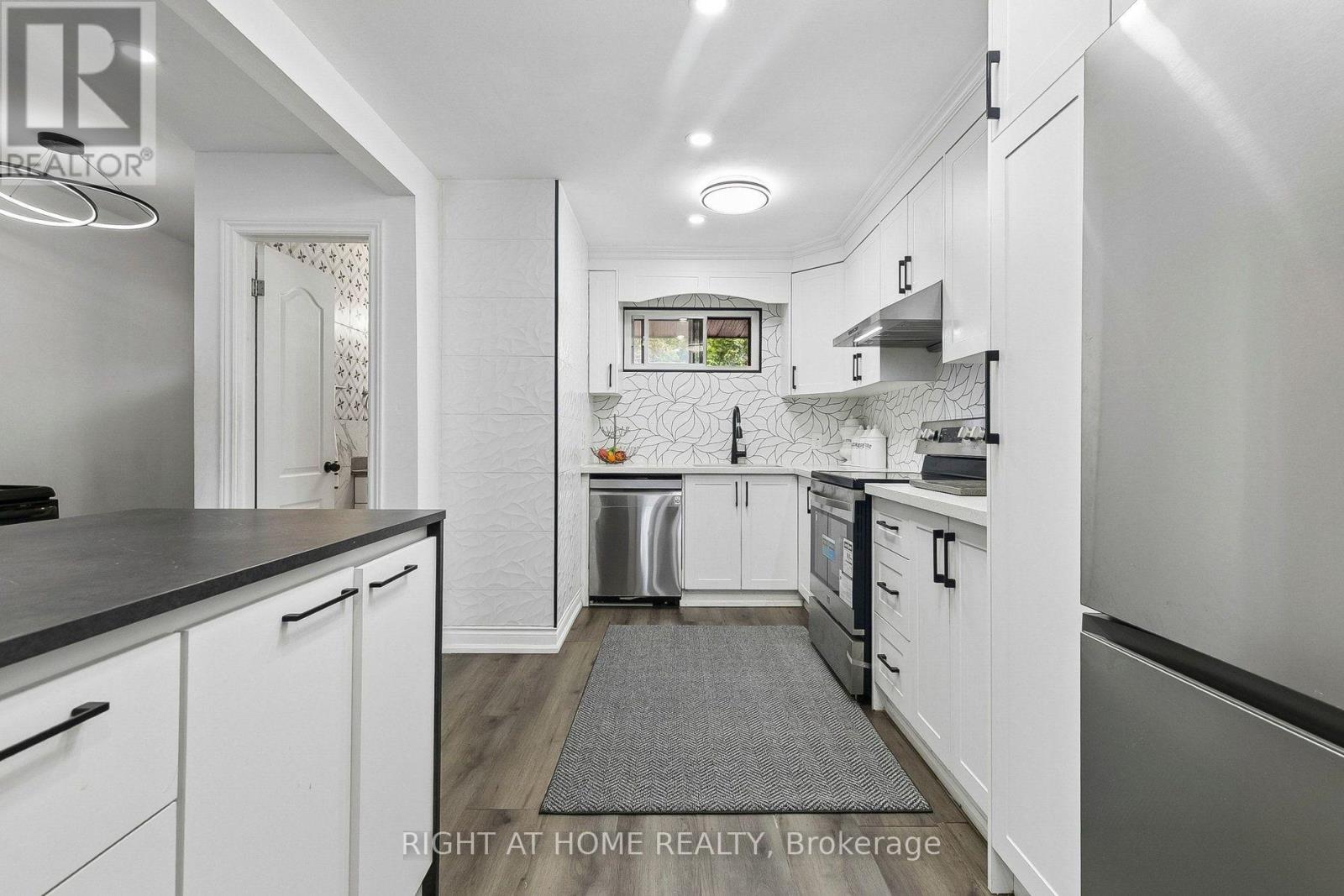 12 L'amoreaux Drive, Toronto, Ontario  M1W 2L9 - Photo 13 - E13756822