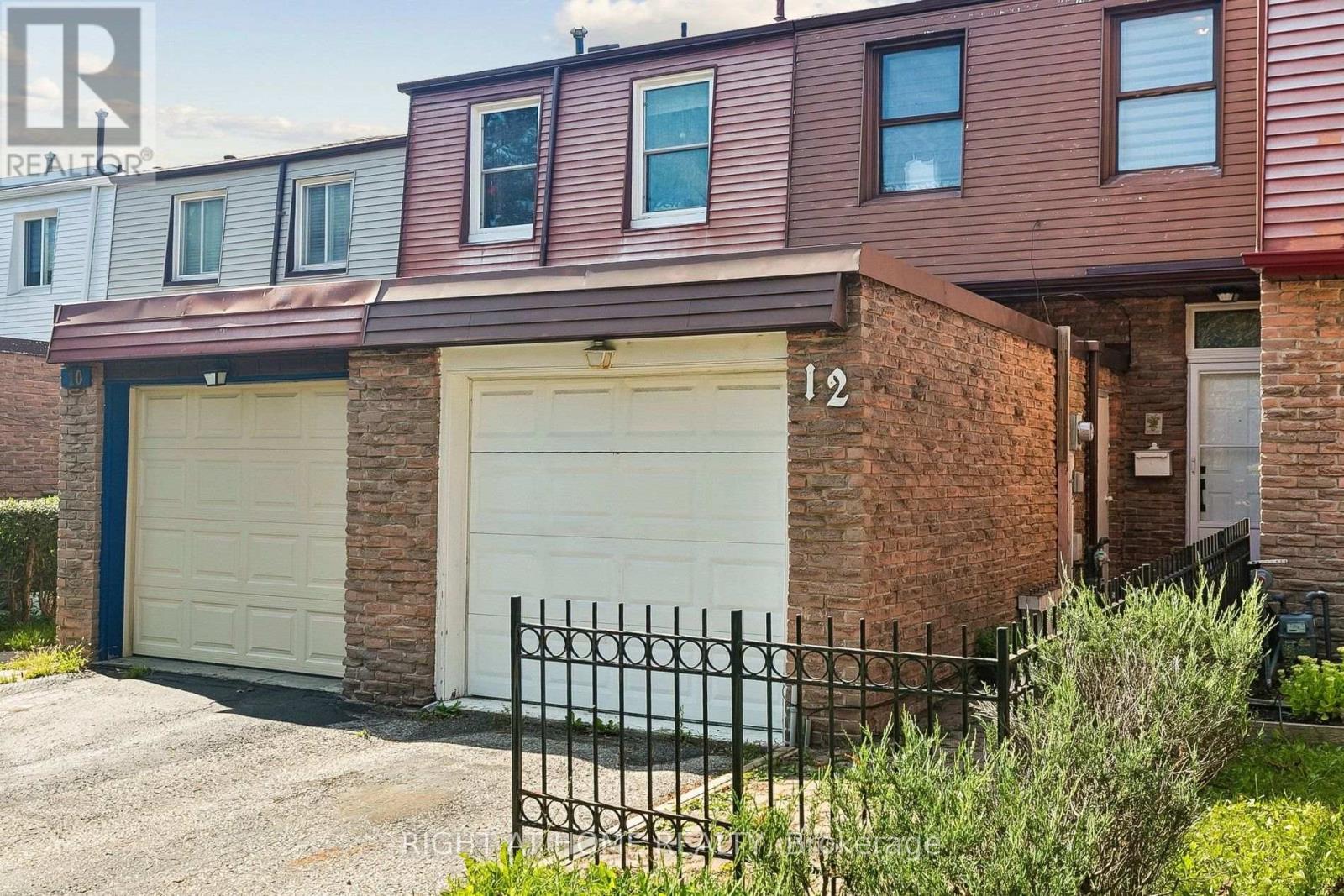 12 L'amoreaux Drive, Toronto, Ontario  M1W 2L9 - Photo 2 - E13756822