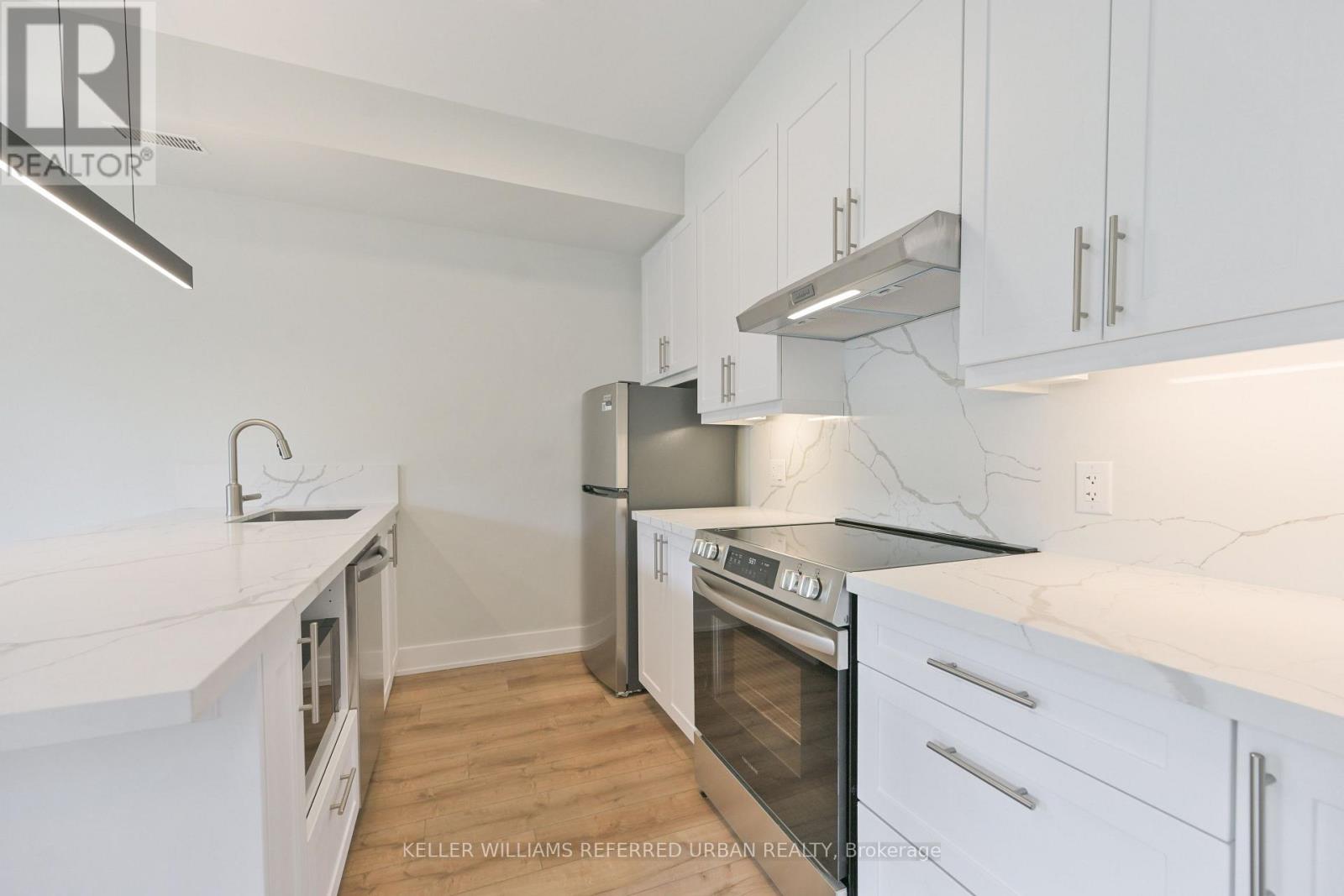 2 - 2420 Gerrard Street E, Toronto, Ontario  M4E 2E9 - Photo 13 - E13756836