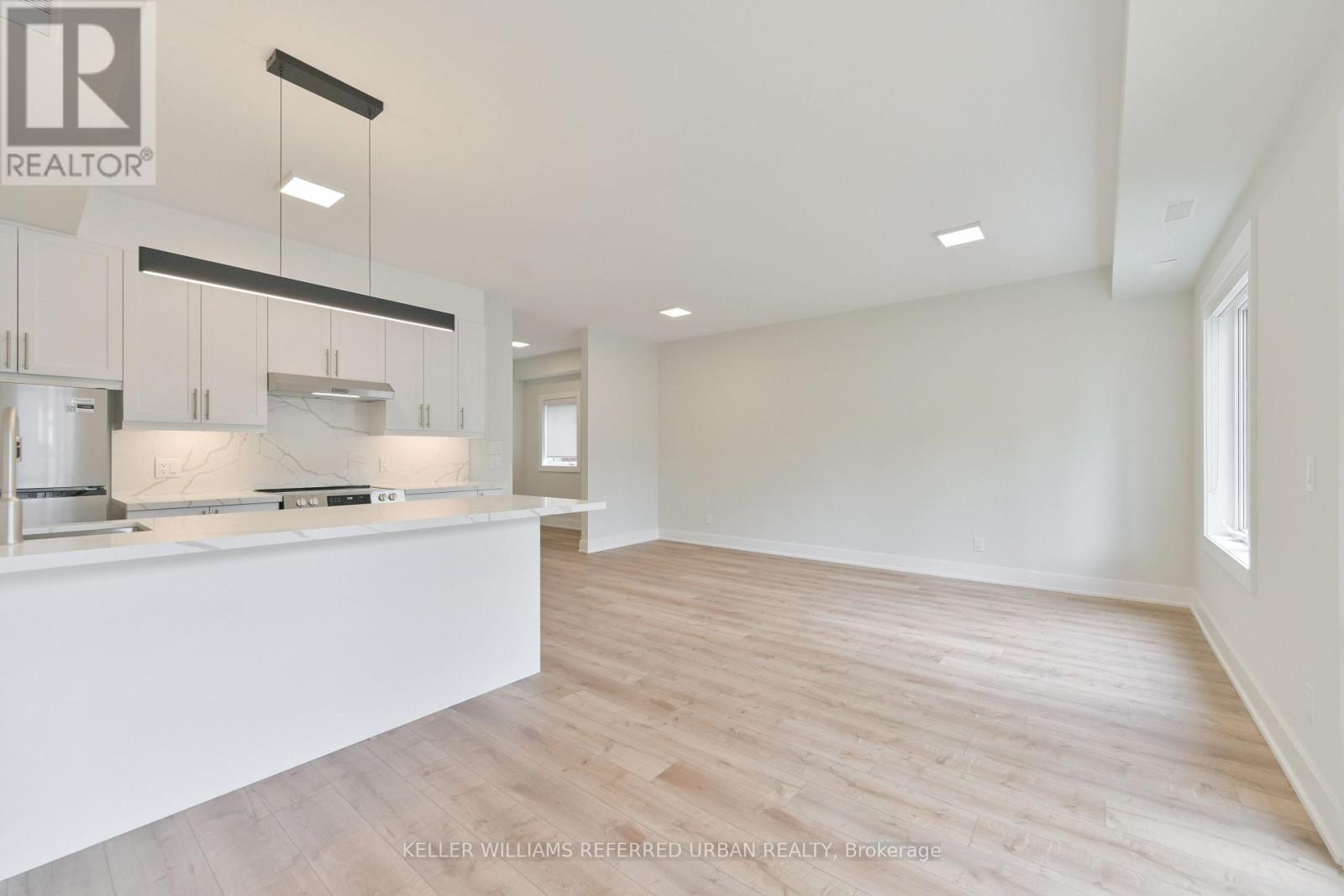 2 - 2420 Gerrard Street E, Toronto, Ontario  M4E 2E9 - Photo 15 - E13756836