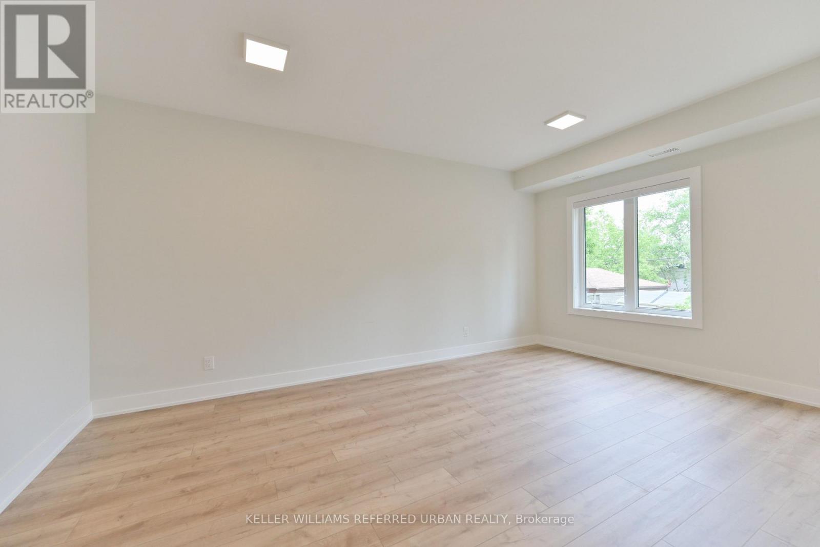 2 - 2420 Gerrard Street E, Toronto, Ontario  M4E 2E9 - Photo 17 - E13756836