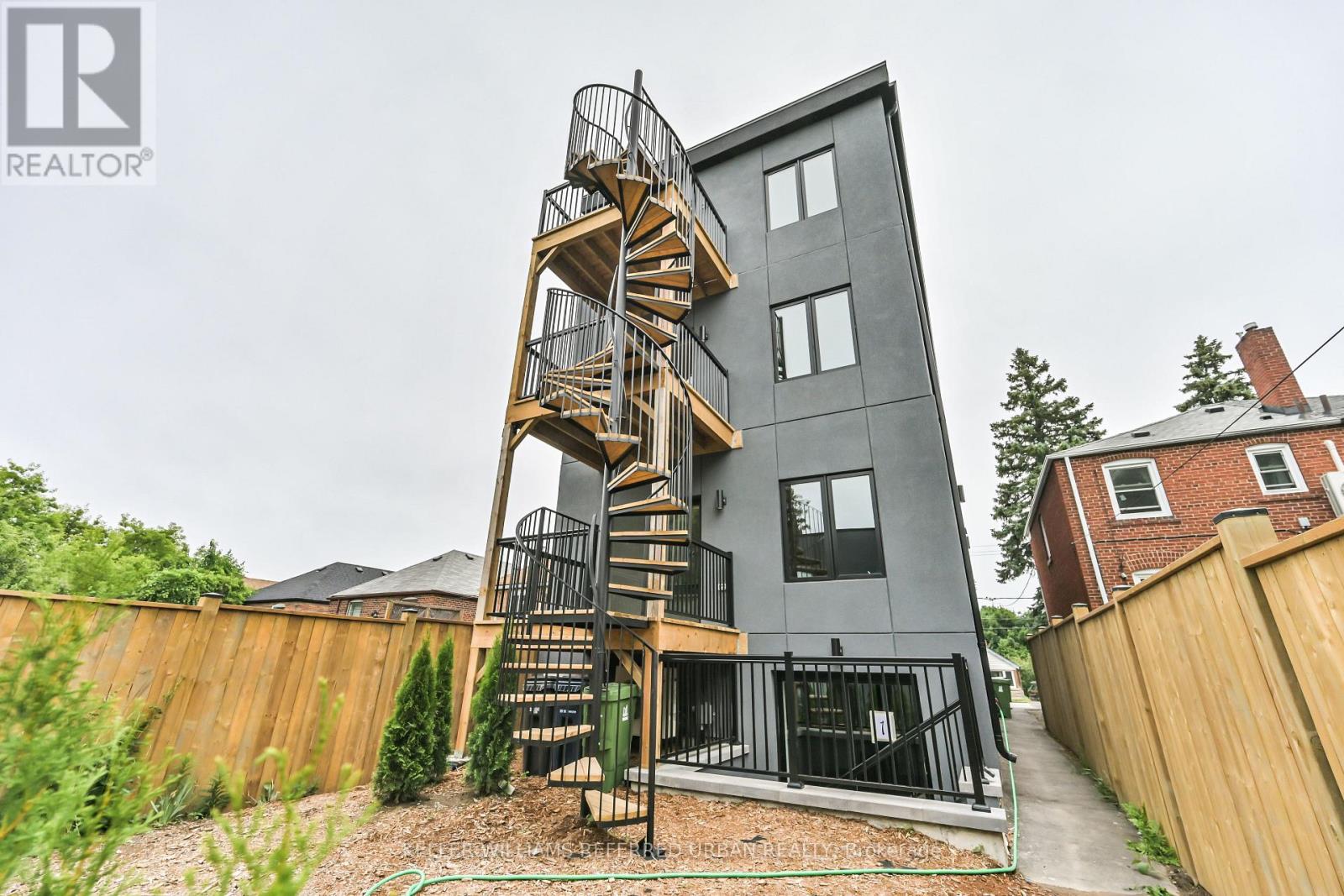 2 - 2420 Gerrard Street E, Toronto, Ontario  M4E 2E9 - Photo 27 - E13756836