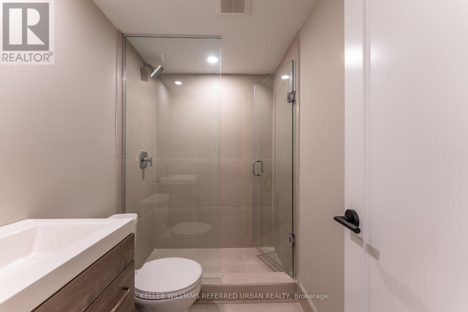 1 - 352 Jones Avenue, Toronto, Ontario  M4J 3G3 - Photo 11 - E13757046