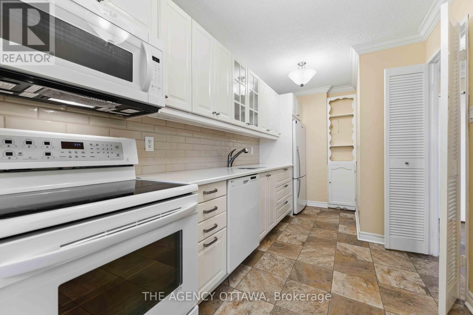 703 - 1785 Frobisher Lane, Ottawa, Ontario  K1G 3T7 - Photo 10 - X13536378