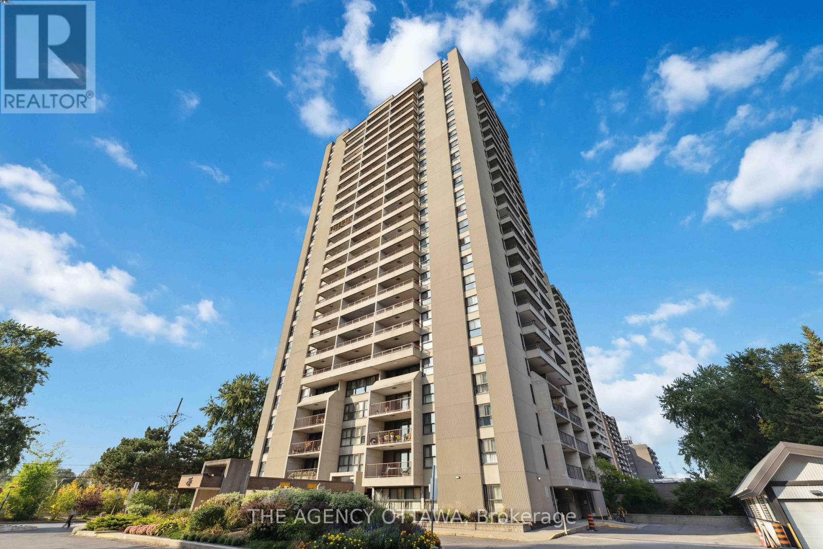 703 - 1785 Frobisher Lane, Ottawa, Ontario  K1G 3T7 - Photo 2 - X13536378