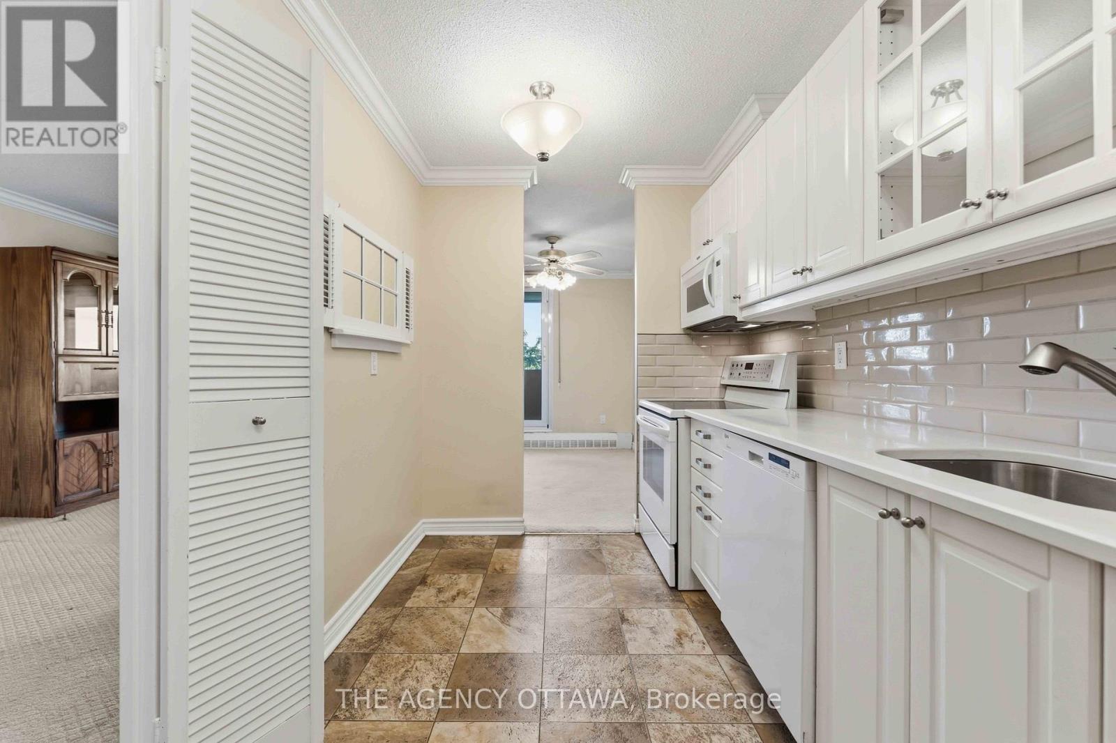 703 - 1785 Frobisher Lane, Ottawa, Ontario  K1G 3T7 - Photo 9 - X13536378