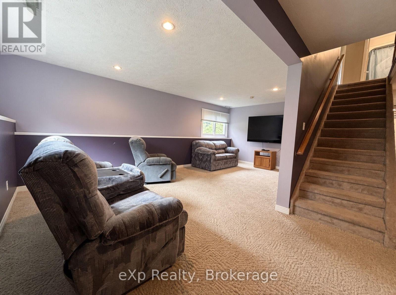 23 Willow Street, Brockton, Ontario  N0G 2V0 - Photo 14 - X13756782