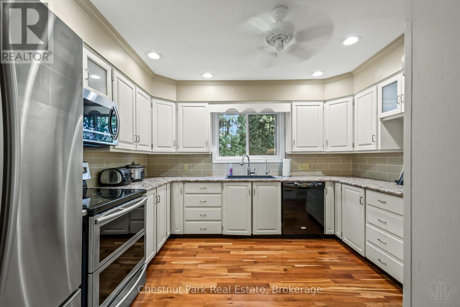 1019 Maplewood Road W, Bracebridge (Monck (Bracebridge)), Ontario  P1L 1W8 - Photo 6 - X13756862