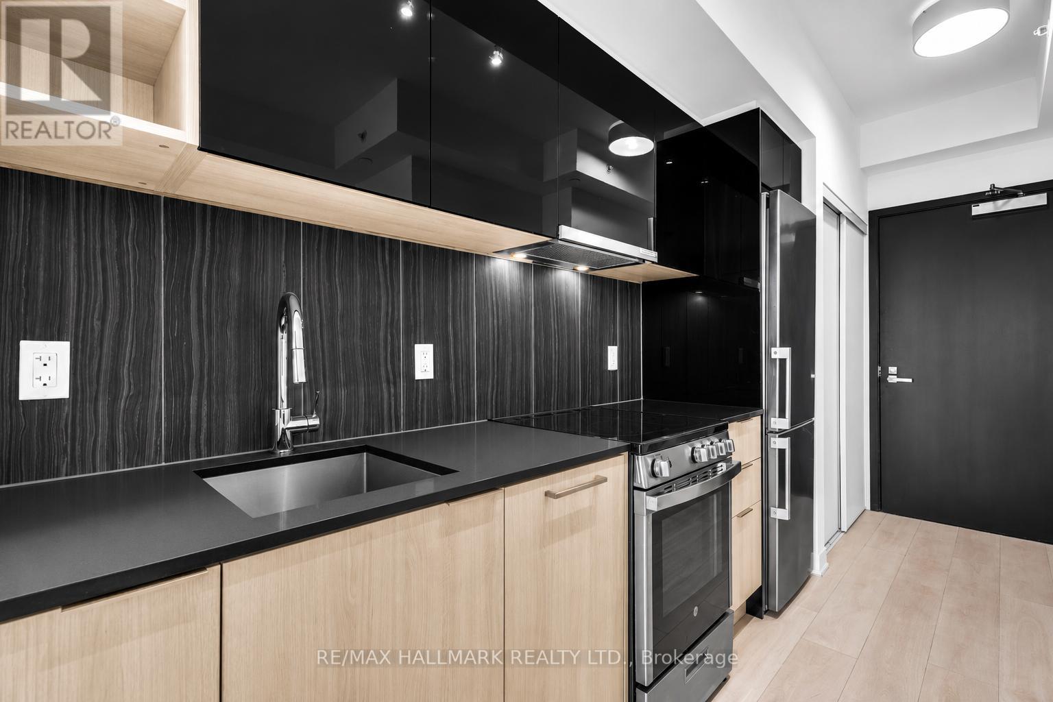 905 - 31 Tippett Road, Toronto (Clanton Park), Ontario  M3H 0C8 - Photo 10 - C13502302