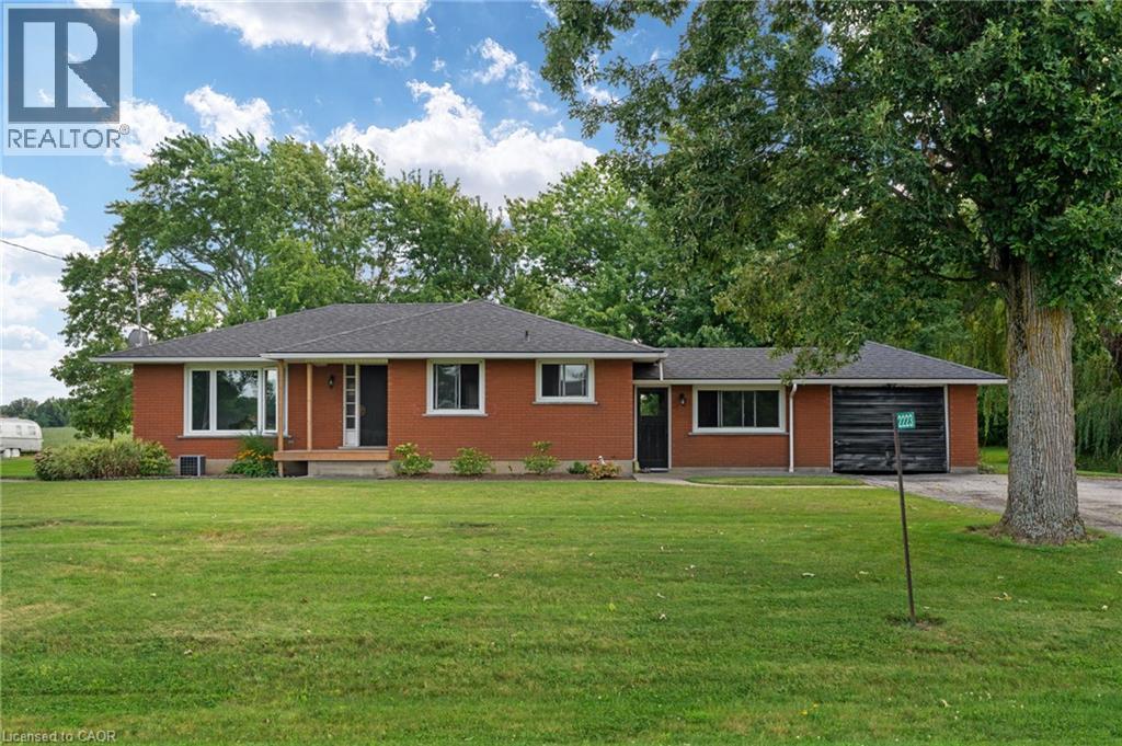2223 Hall Road, Binbrook, Ontario  L0R 1C0 - Photo 4 - 40861204