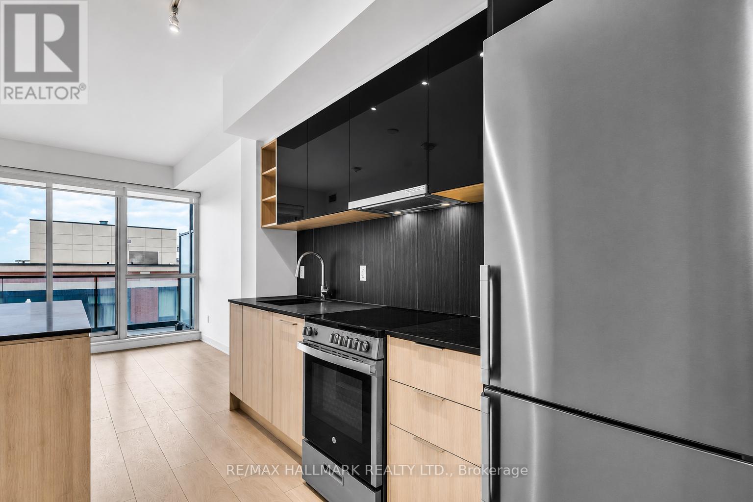 905 - 31 Tippett Road, Toronto (Clanton Park), Ontario  M3H 0C8 - Photo 5 - C13502302