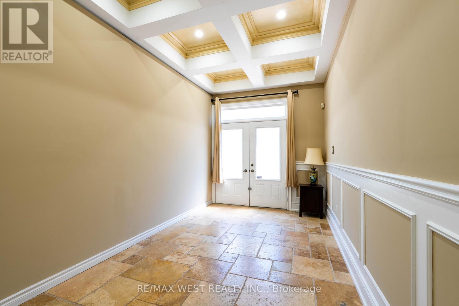 Main Floor - 83 Elm Avenue, Richmond Hill (Langstaff), Ontario  L4C 6K8 - Photo 15 - N13520234