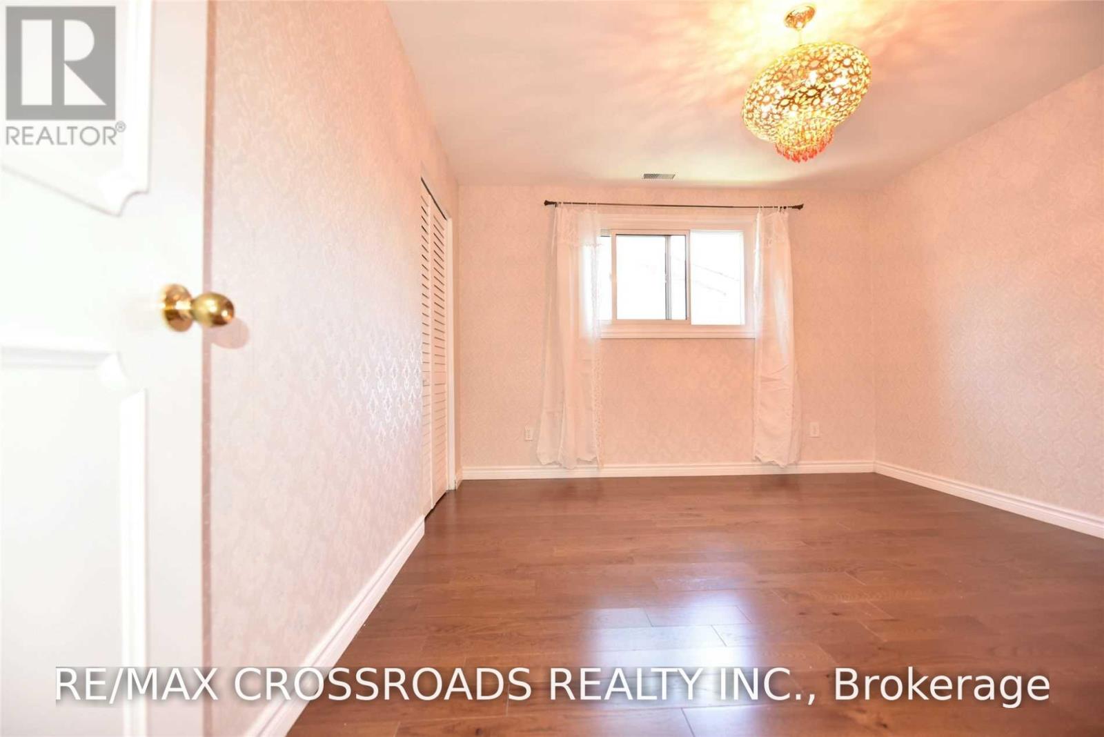 52 Emmeloord Crescent, Markham, Ontario  L3R 1P8 - Photo 10 - N13756800