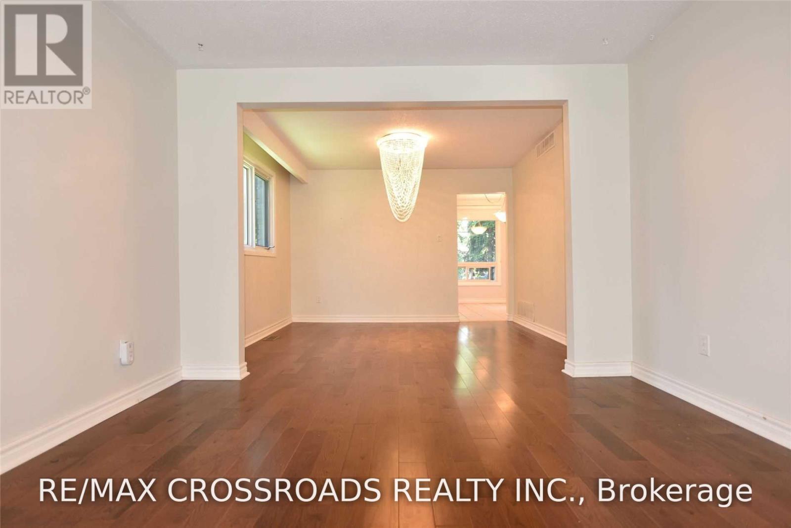 52 Emmeloord Crescent, Markham, Ontario  L3R 1P8 - Photo 4 - N13756800