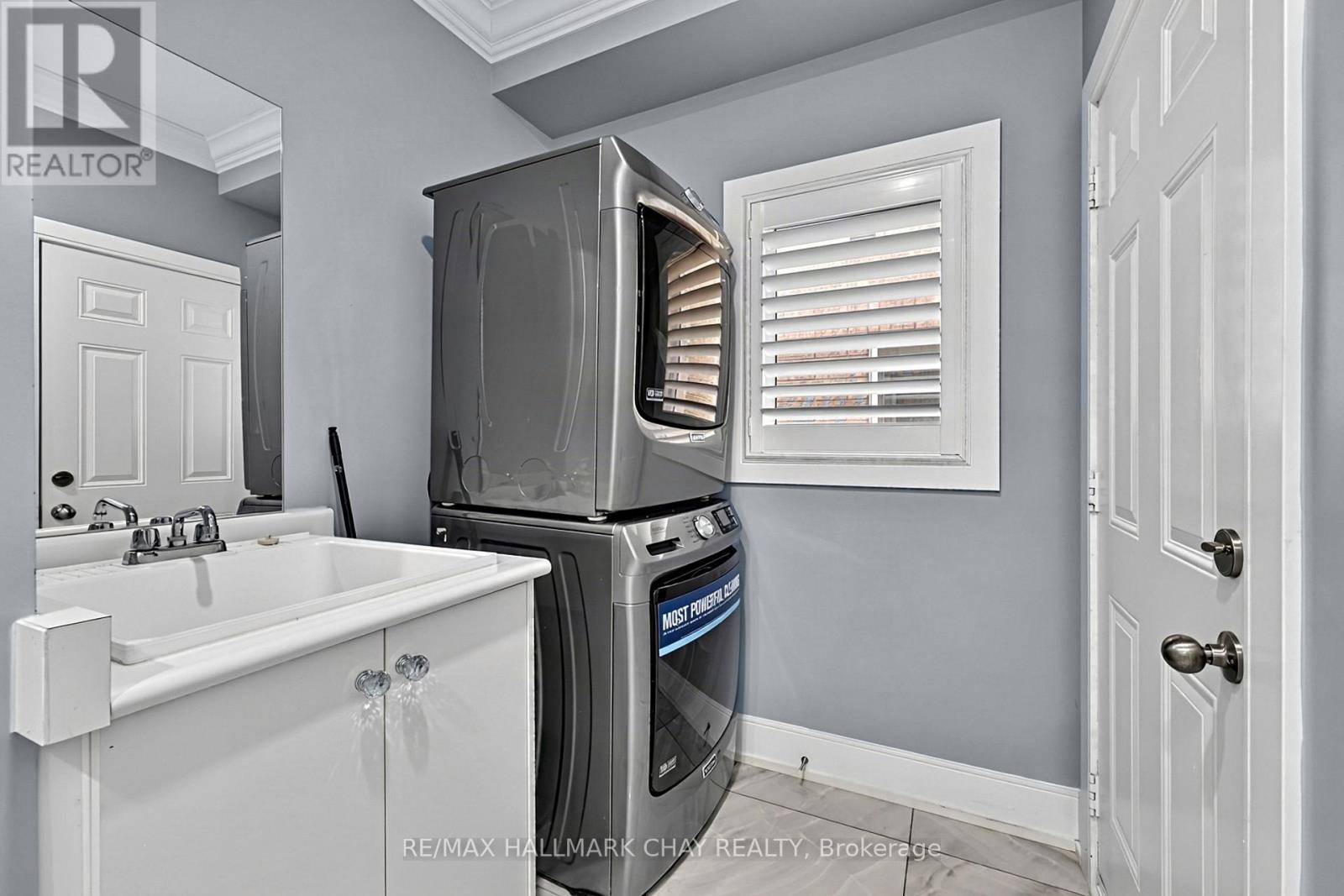 35 Tyndall Drive, Bradford West Gwillimbury (Bradford), Ontario  L3Z 4G6 - Photo 18 - N13756834