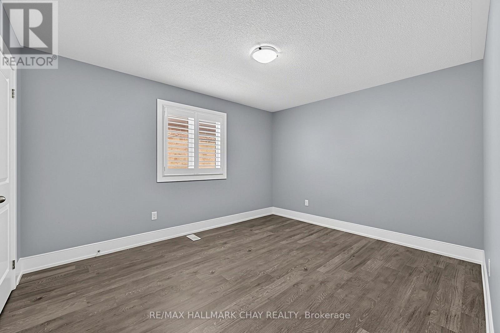 35 Tyndall Drive, Bradford West Gwillimbury (Bradford), Ontario  L3Z 4G6 - Photo 26 - N13756834