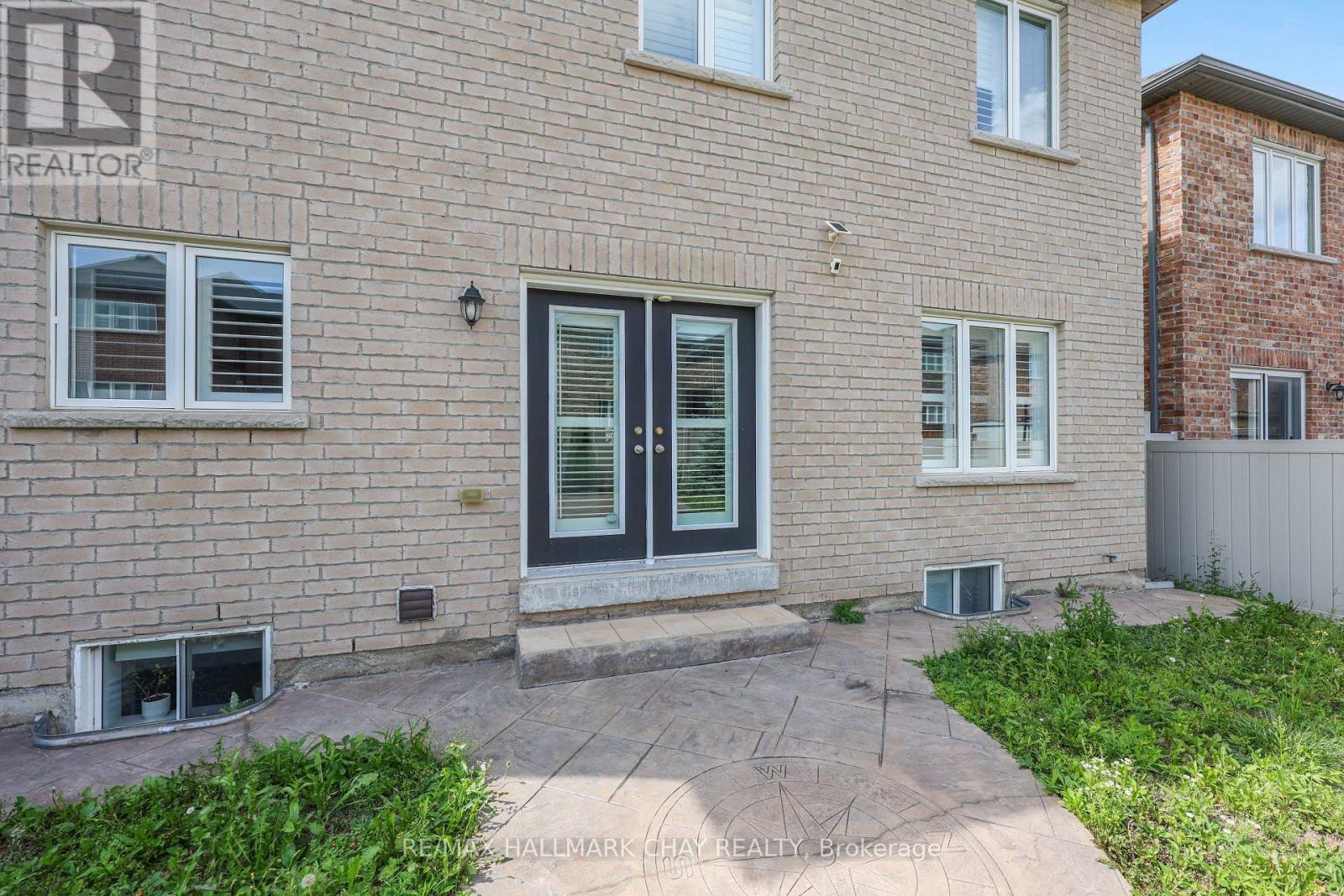 35 Tyndall Drive, Bradford West Gwillimbury (Bradford), Ontario  L3Z 4G6 - Photo 29 - N13756834