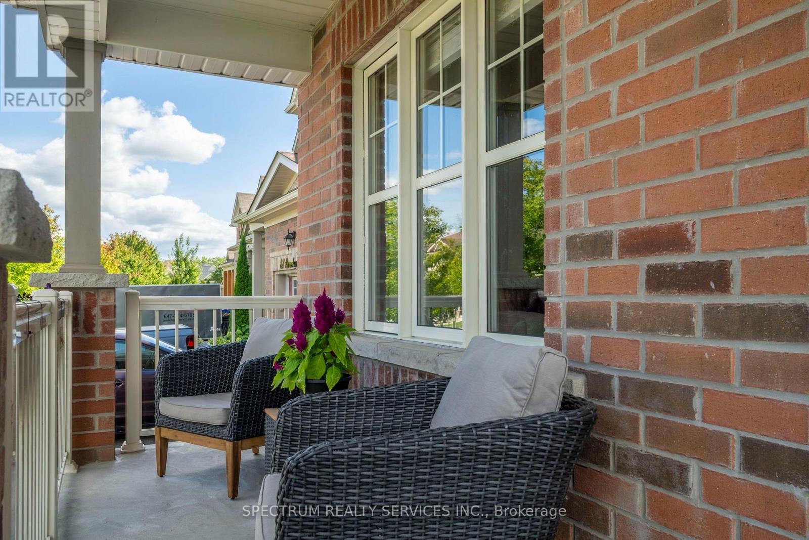 69 Strachan Trail, New Tecumseth (Beeton), Ontario  L0G 1A0 - Photo 6 - N13756936