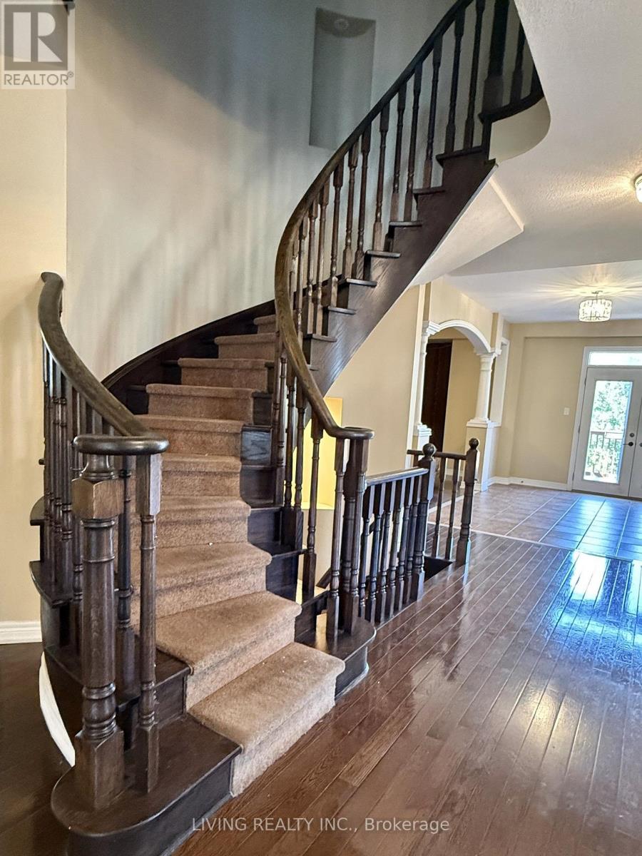 16 Westlea Avenue, Richmond Hill, Ontario  L4E 0H7 - Photo 11 - N13756946