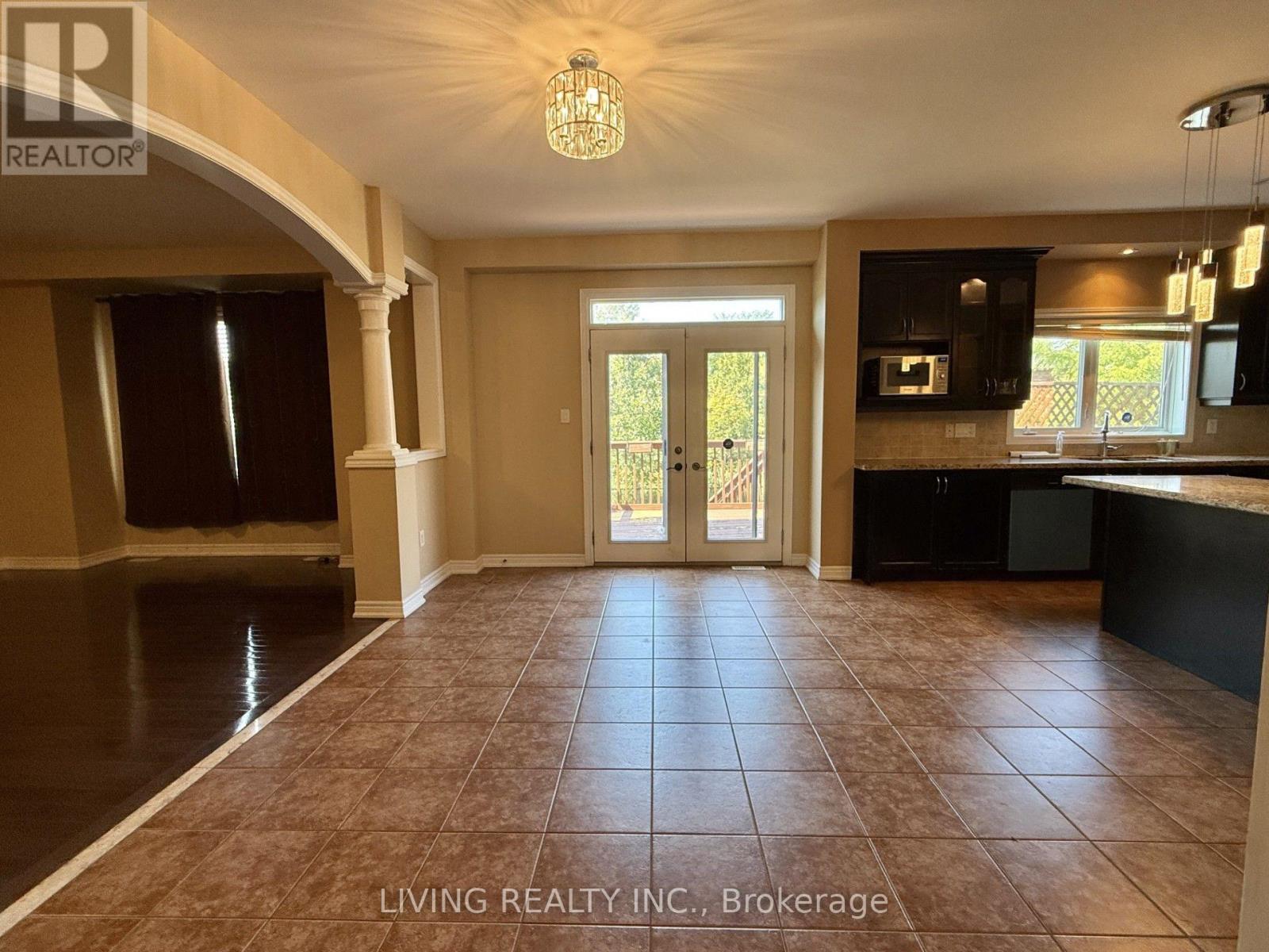 16 Westlea Avenue, Richmond Hill, Ontario  L4E 0H7 - Photo 7 - N13756946