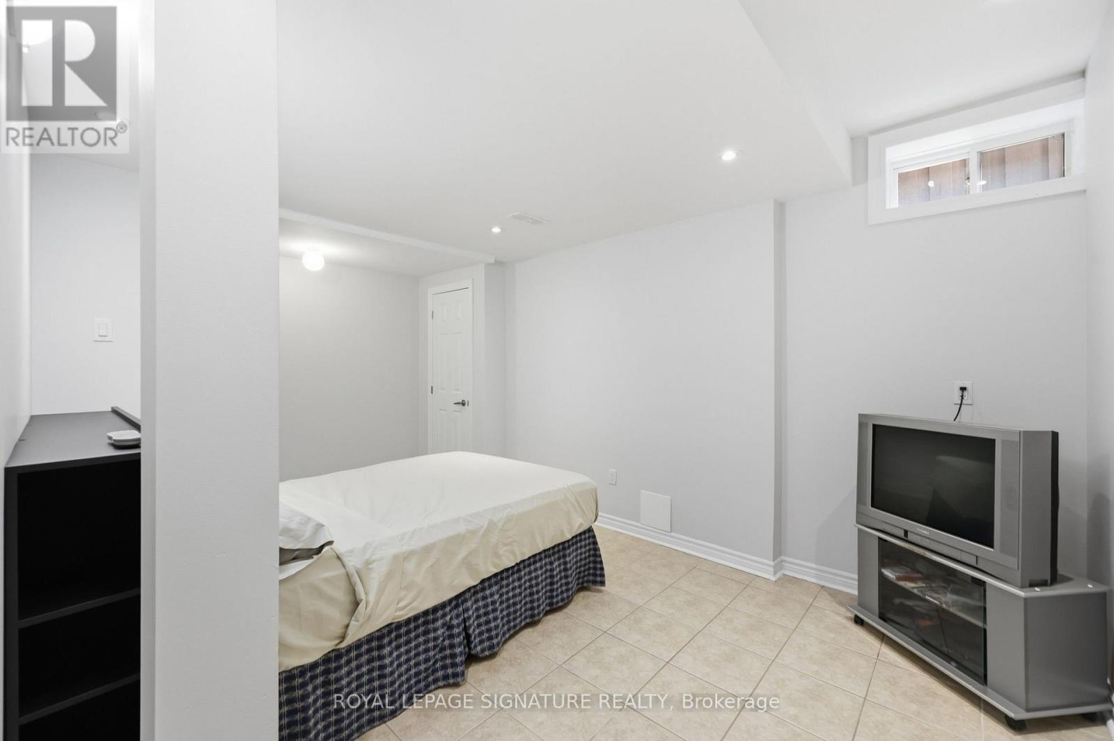 Bsmt - 221 Peak Point Boulevard, Vaughan, Ontario L6A 0B6 - Photo 10 - N13756966
