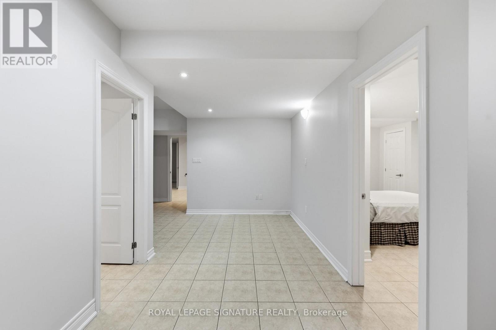 Bsmt - 221 Peak Point Boulevard, Vaughan, Ontario L6A 0B6 - Photo 13 - N13756966
