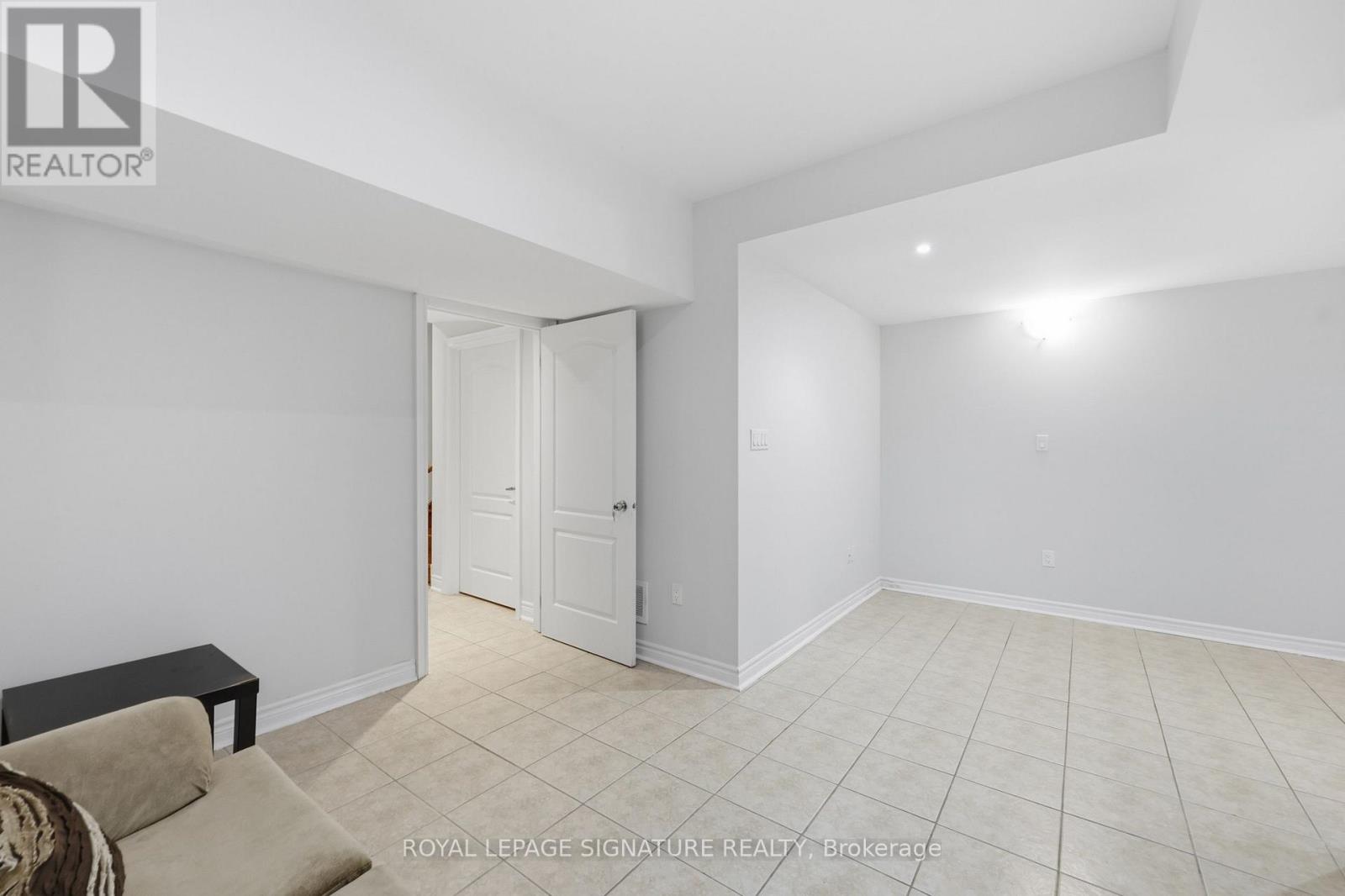 Bsmt - 221 Peak Point Boulevard, Vaughan, Ontario L6A 0B6 - Photo 8 - N13756966
