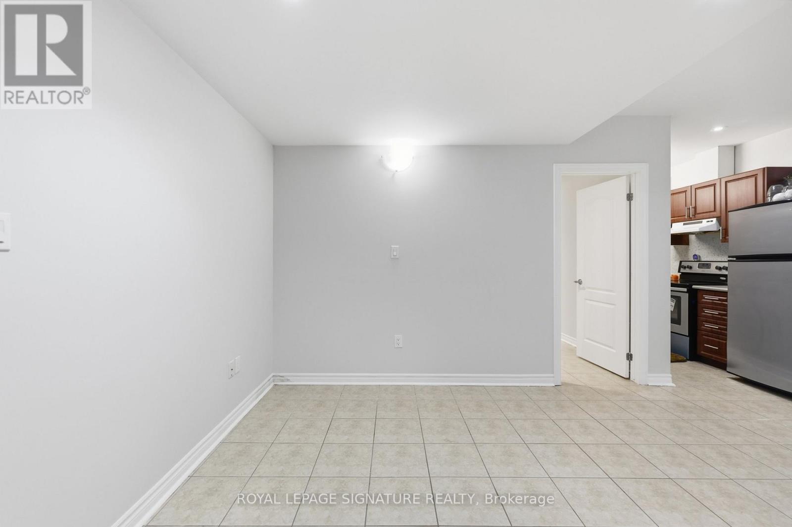 Bsmt - 221 Peak Point Boulevard, Vaughan, Ontario L6A 0B6 - Photo 9 - N13756966