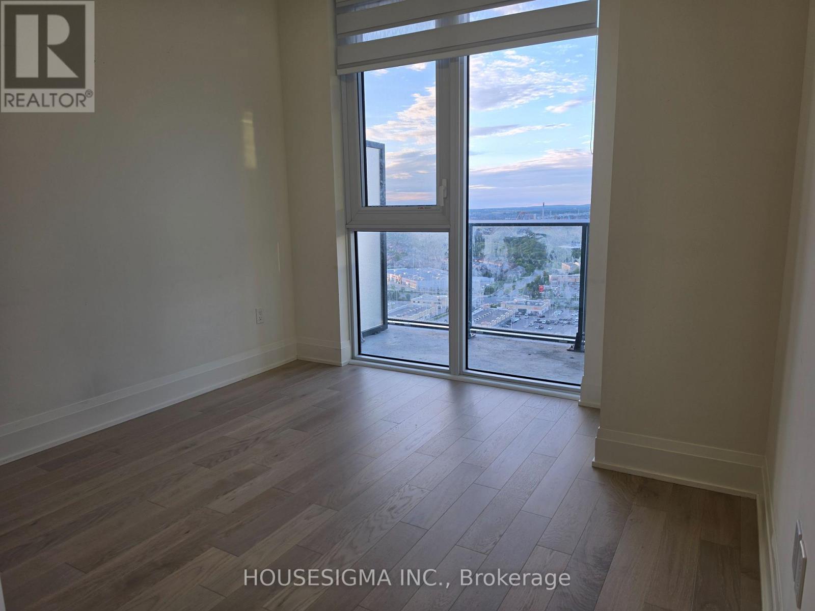 Ph 218 - 9000 Jane Street, Vaughan, Ontario  L4K 0M6 - Photo 12 - N13757016