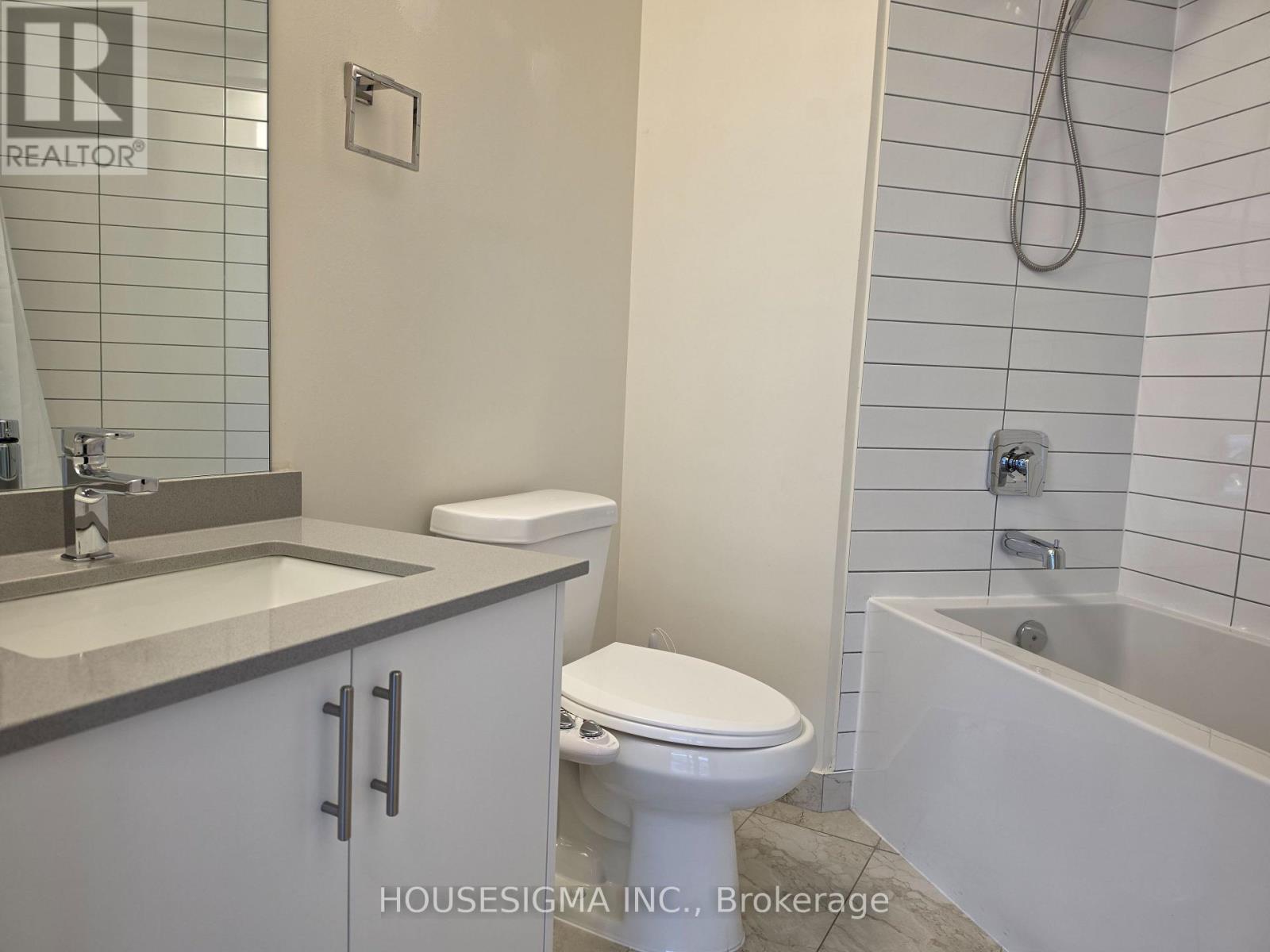 Ph 218 - 9000 Jane Street, Vaughan, Ontario  L4K 0M6 - Photo 15 - N13757016