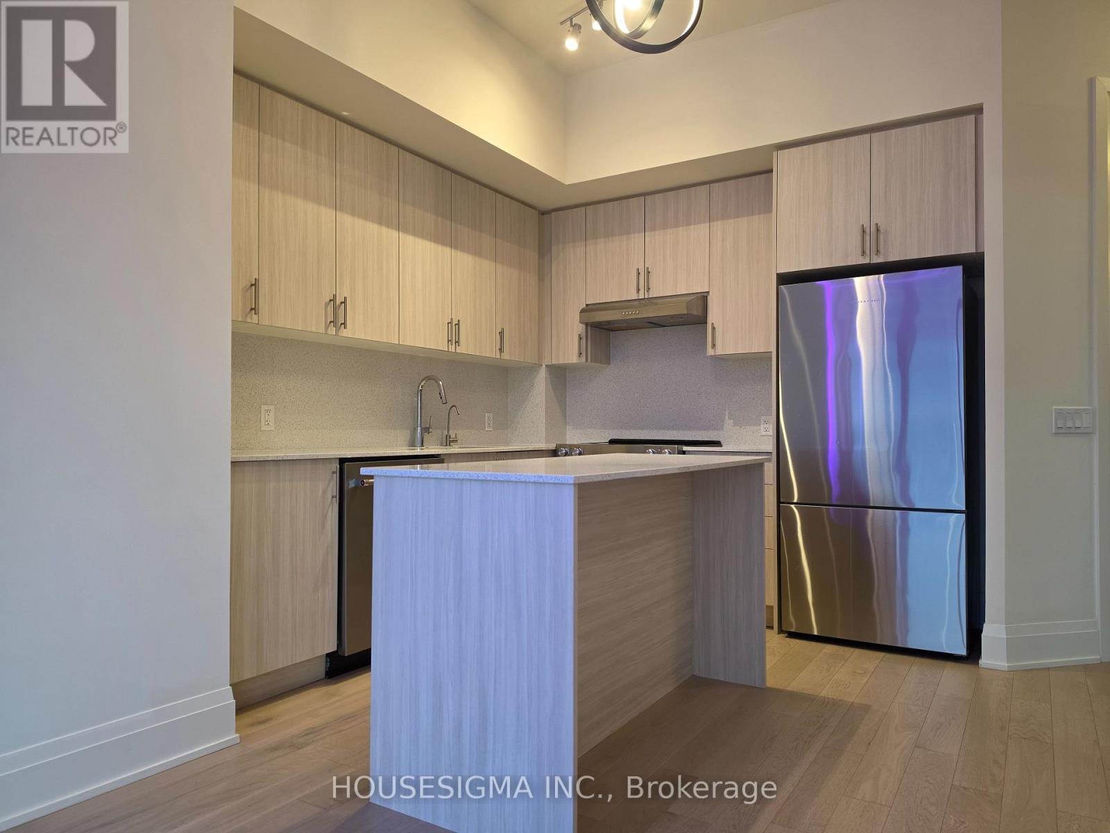 Ph 218 - 9000 Jane Street, Vaughan, Ontario  L4K 0M6 - Photo 6 - N13757016