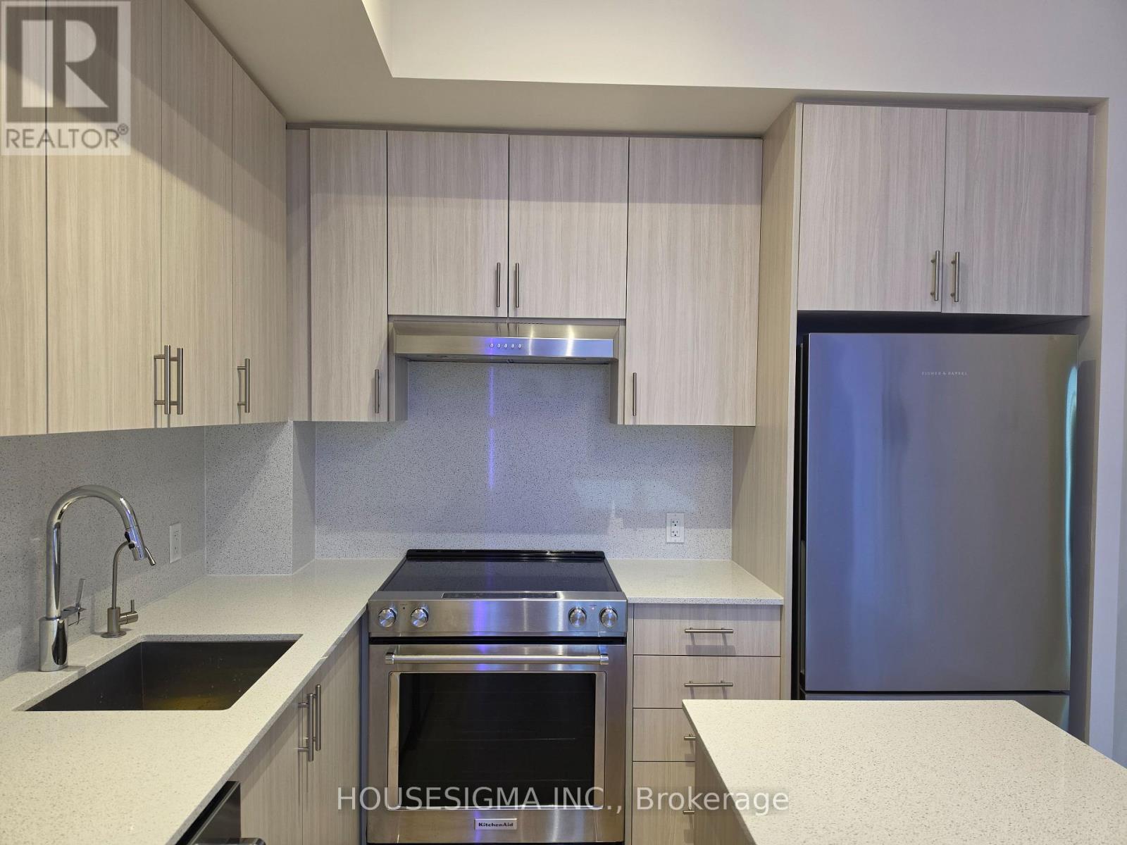 Ph 218 - 9000 Jane Street, Vaughan, Ontario  L4K 0M6 - Photo 9 - N13757016